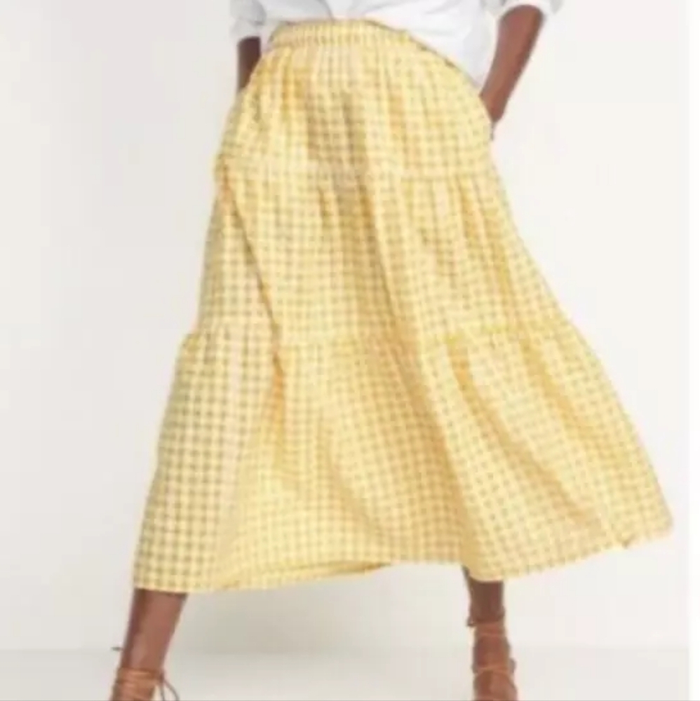 Super Cute Yellow and White Gingham Tiered Old Navy Midi Skirt Size Medium